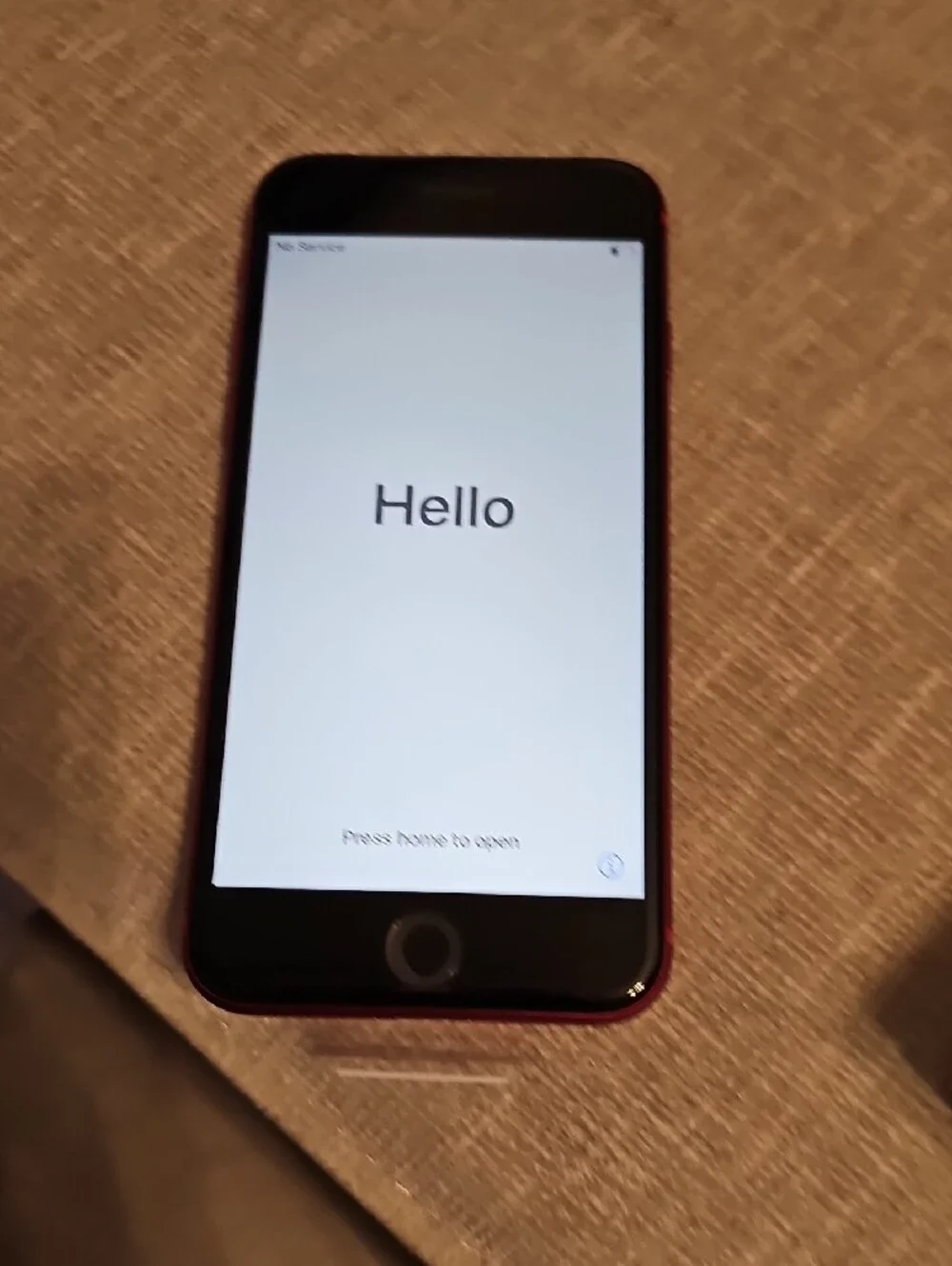 Apple iPhone SE Red with EarPods and Charger Locked